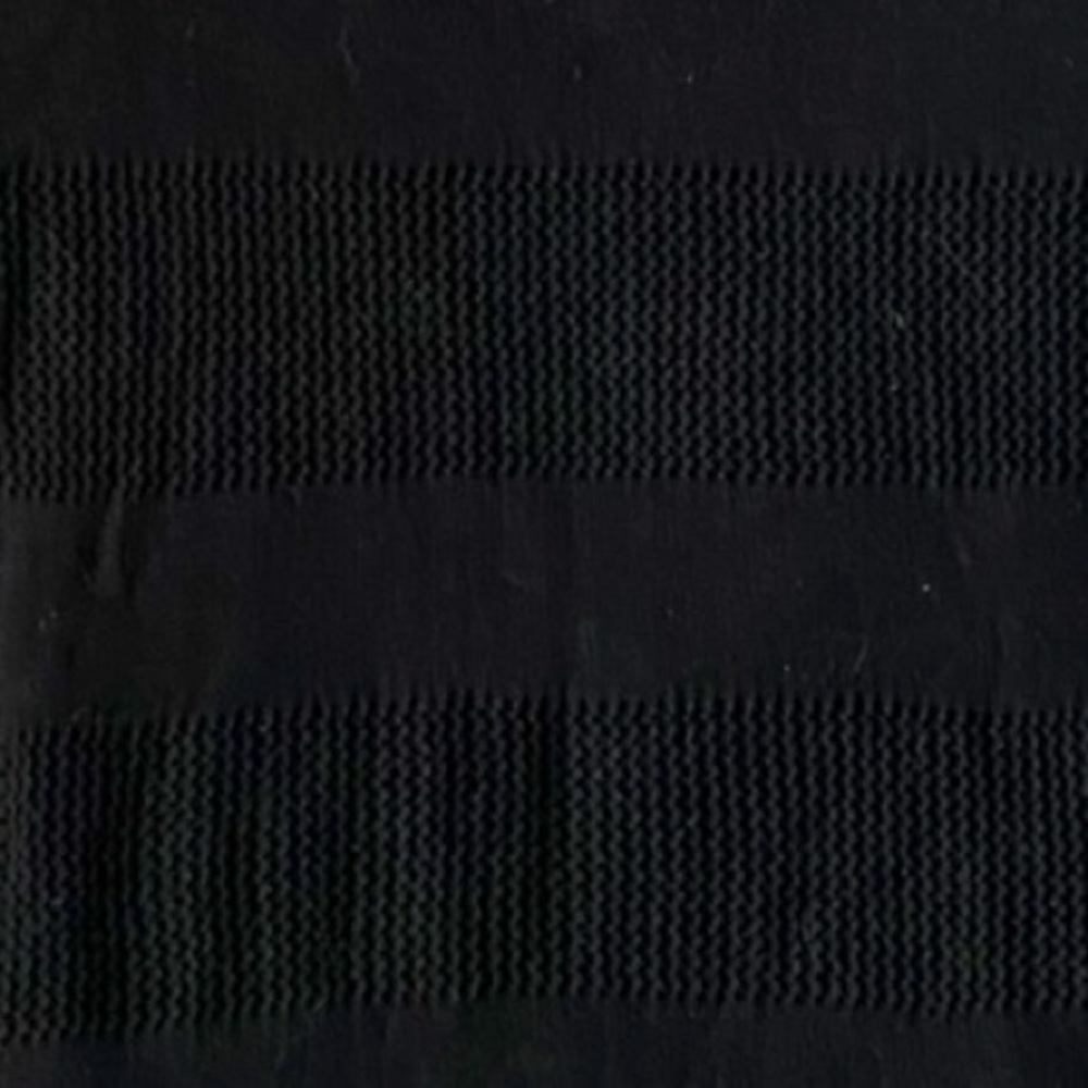 GAP Short Sleeve Sweater - Picture 3 of 4